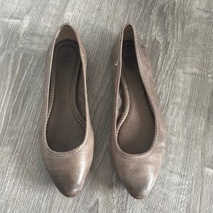 Frye Regina Ballet Flat Size 8 Grey